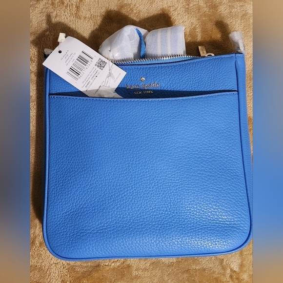 kate spade Handbags - Kate Spade Rosie Medium Swingpack Crossbody